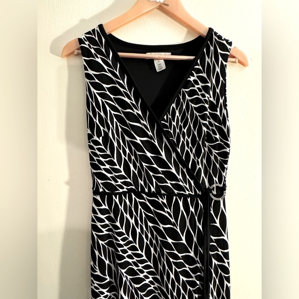 White House Black Market Leaf print Maxi Dress Size XS - Picture 2 of 5